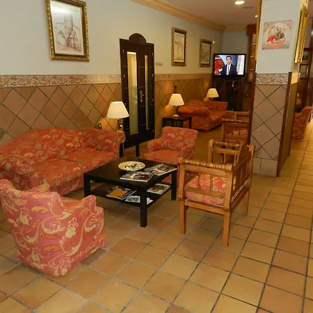 Plaza De Toros Отель 3*